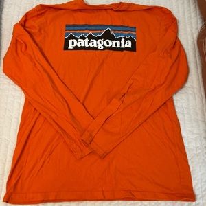 Patagonia Men's Long-Sleeved Logo Tee - Size Large